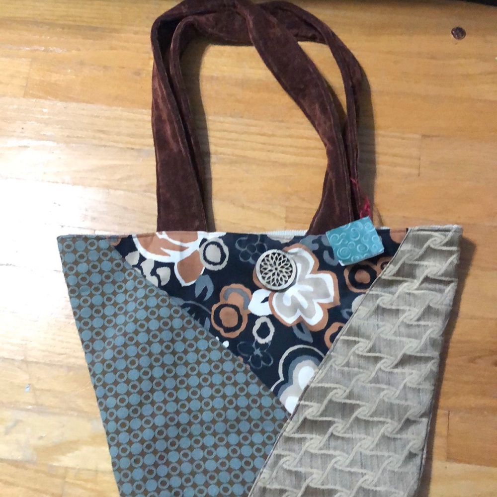 Artisan handbag made by fiber artist Carol Hunts
